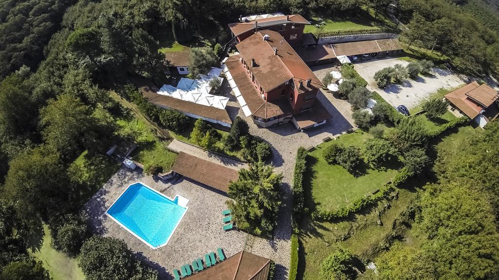 Agriturismo Ricciardelli Villa Contrada  Exterior photo