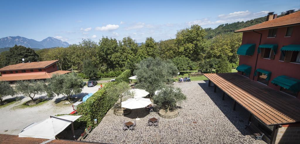 Agriturismo Ricciardelli Villa Contrada  Exterior photo
